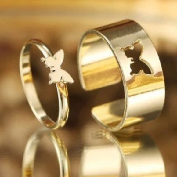 2 Gold plated couples rings Size 7 and their adjustable. - Picture 3 of 4